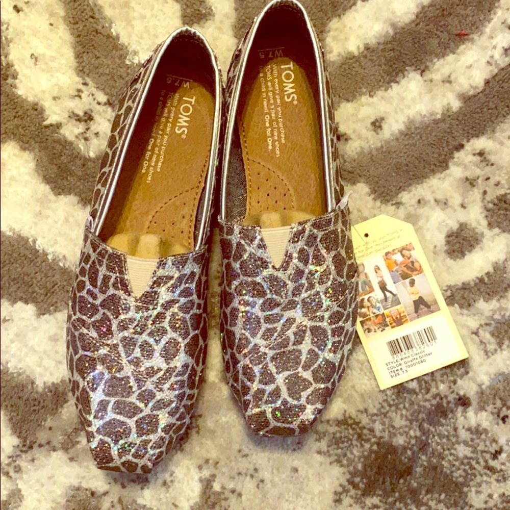 Toms